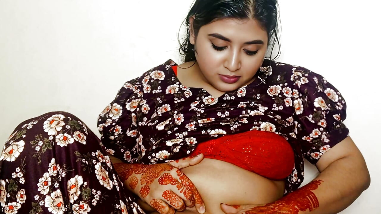 I squeezed Nadiya's milk while doing a story - Hot Bangladeshi Couple