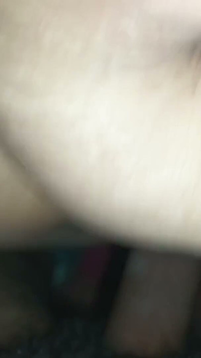 My brother-in-law made me hit the hilt by talking dirty dirty, pressed my nipple and opened my tights and removed the water from my pussy fucking pussy. | Clip 1