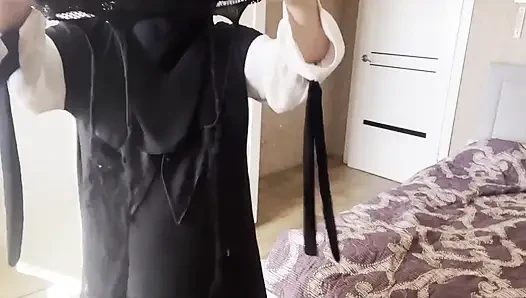 Tante seksi suriah ini ketemu pakai stoking ketat dan muncrat sampai beleleh, sial, oh ya