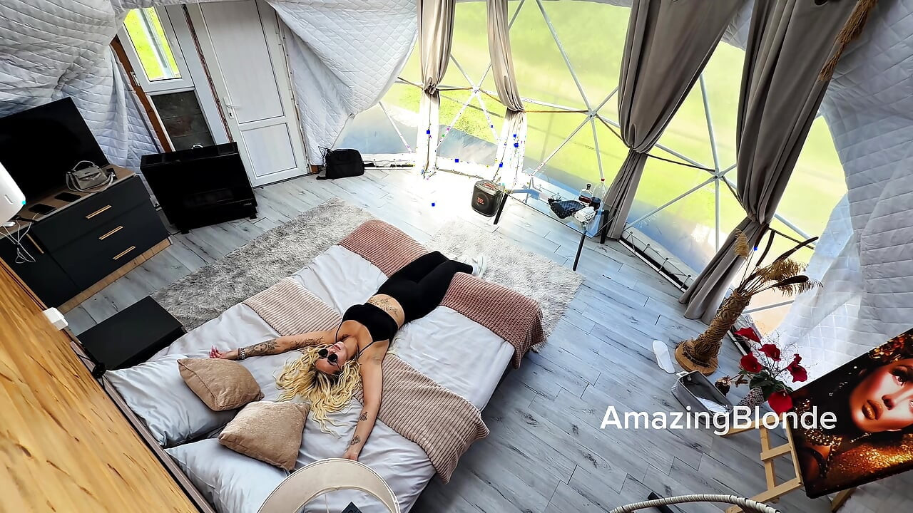 Met a guy in a mountain dome hotel and gave him a blowjob