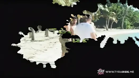 Blonde Gives Outdoor Blowjob on Cliff During Tropical Adult