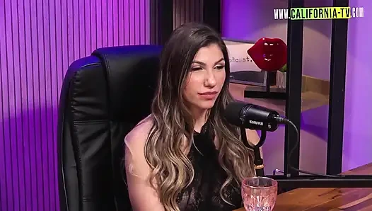 Latin ateşli Alexia Dhein ile podcast