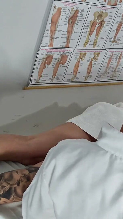 Fake masseuse makes client have orgasms | Clip 1