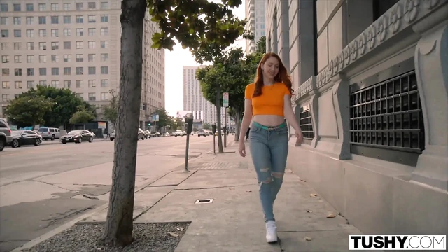 Tushy Thicc College Student Won't Stop Until She Is Gaped by Her Teacher