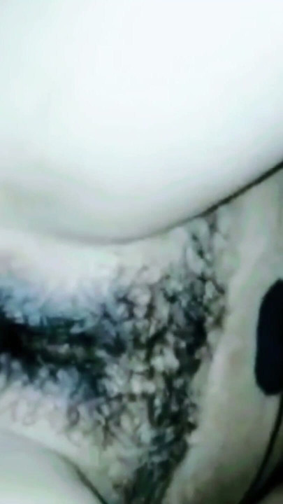 Girl's seal was broken for the first time and she started having pain in her vagina porn video | Clip 1