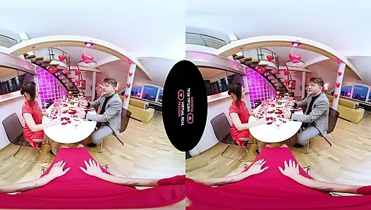 Отмечаю китайский Новый год с диким тройничком - VR