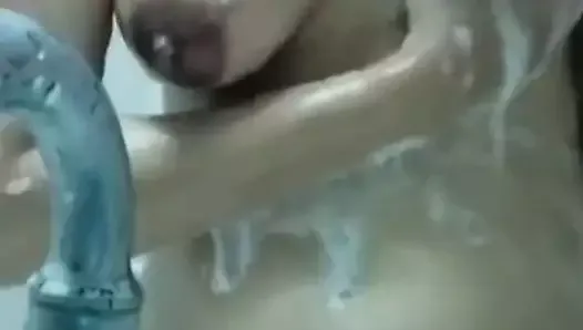Desi hot milky girl taking bath