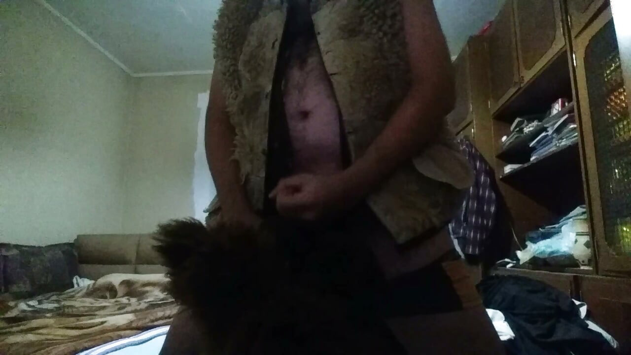 Feeding you cum in my furs