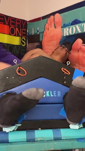 Chubby Oscar's First Time