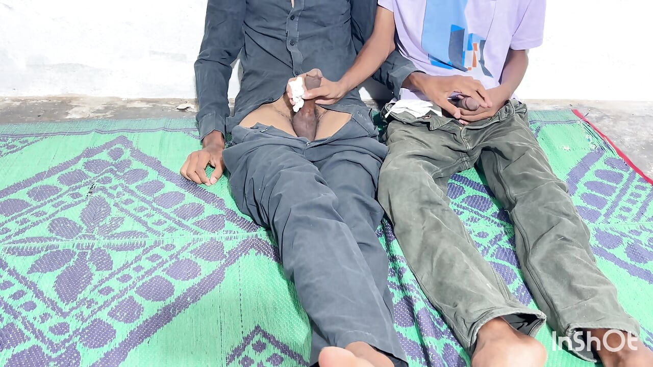 Backshot و Cumshot لهذا الرجل