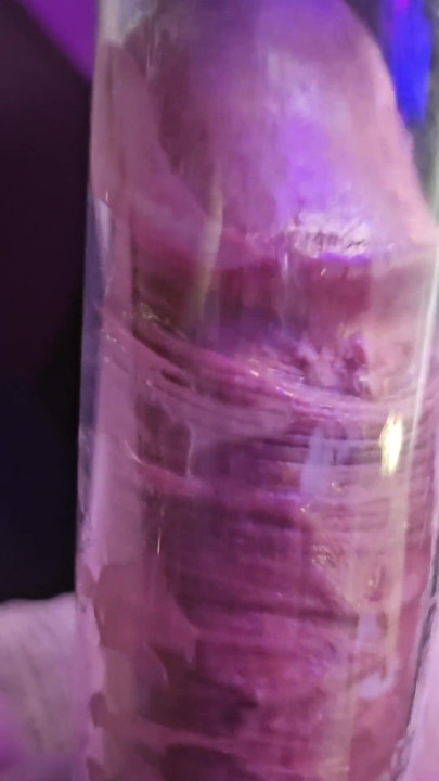 ミスター・シック・ディック01:8インチの未割傷のチンコにミルクマシン |クリップ2