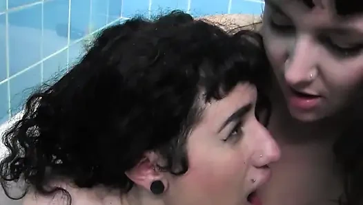 Aphrodisiakisches Lesbisches Bad