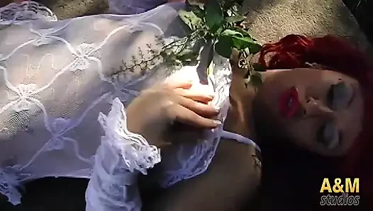 Erotizmli lezbiyen üçlü seks !!