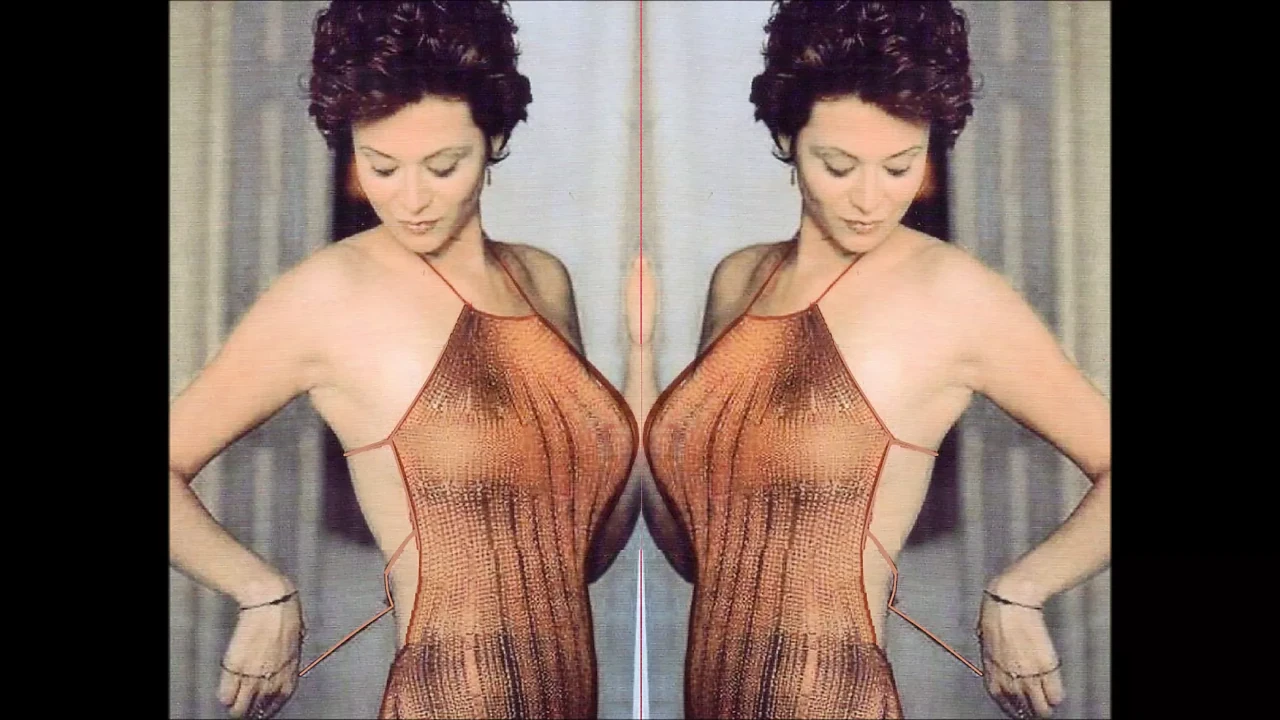 Catherine Bell 和 Hard Techno 合影