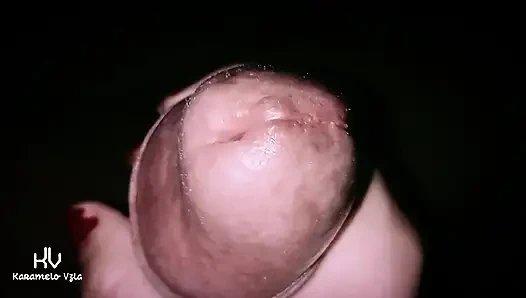 Жена ласкает член крупным планом