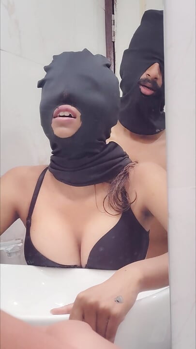 Mengongkek adik tiri saya di hotel. Adik tiri berkongkek keras