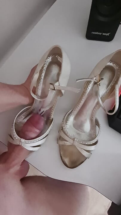 Fucking my stepmother's freshly worn dancing shoes