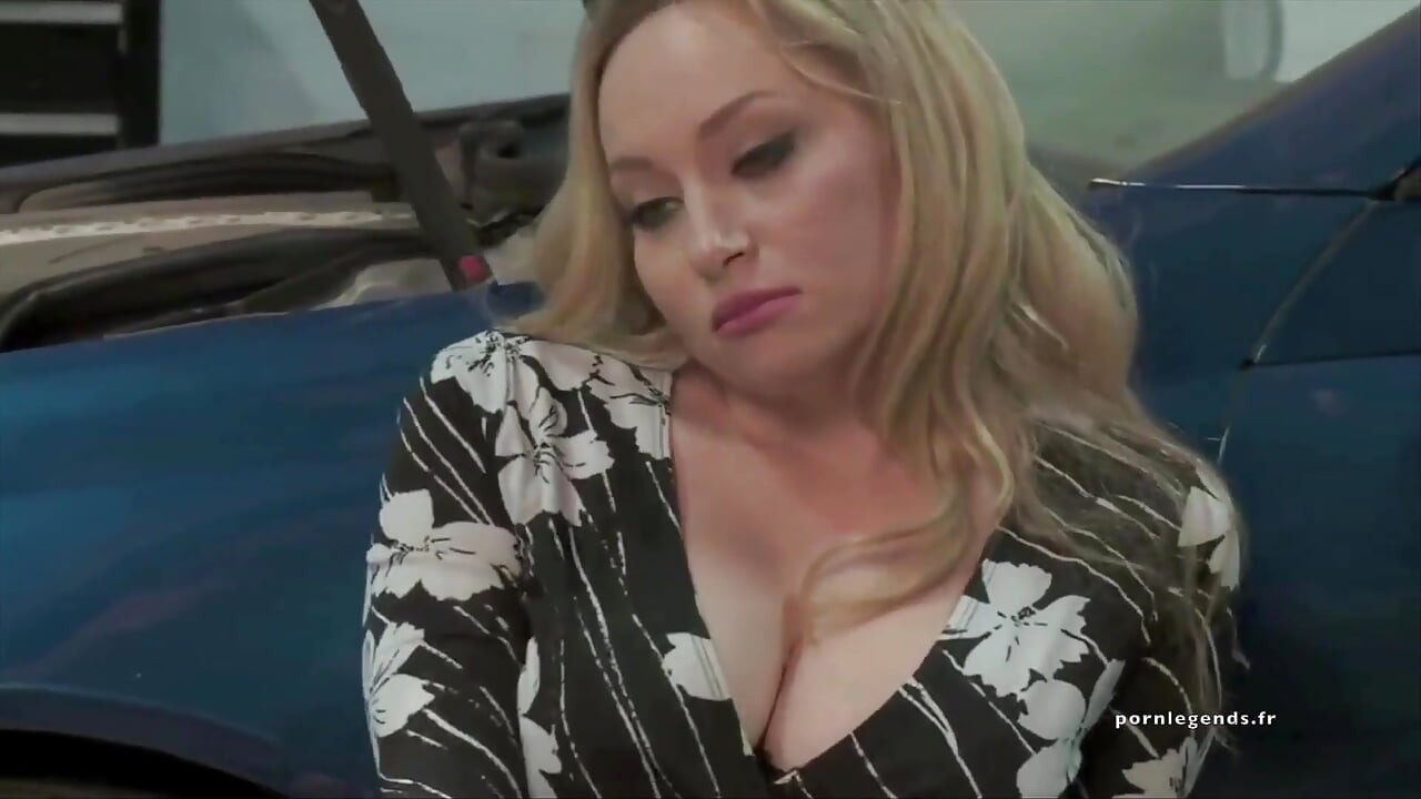Aiden Starr: horny blonde with big tits gets banged and face fucked by her mechanic