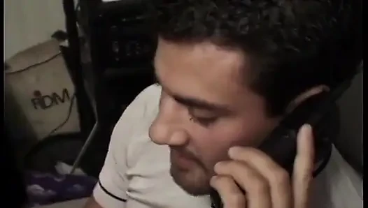 Büyük memeli sarışın dildoyla mastürbasyon yapıyor ve anal sikiliyor