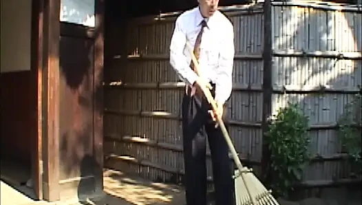 P128G06 A daughter working as a maid in the home of a large suburban landowner in the early Showa period. One night, the young master and his wife teach her sexual lessons... 3PSEX brings pleasure to first-time experiences!