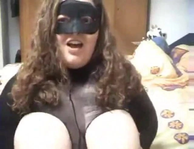 Mask bbw solo fun