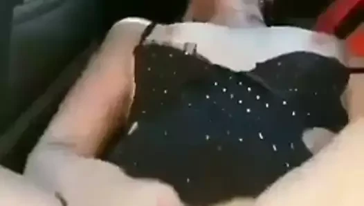 Banging in car