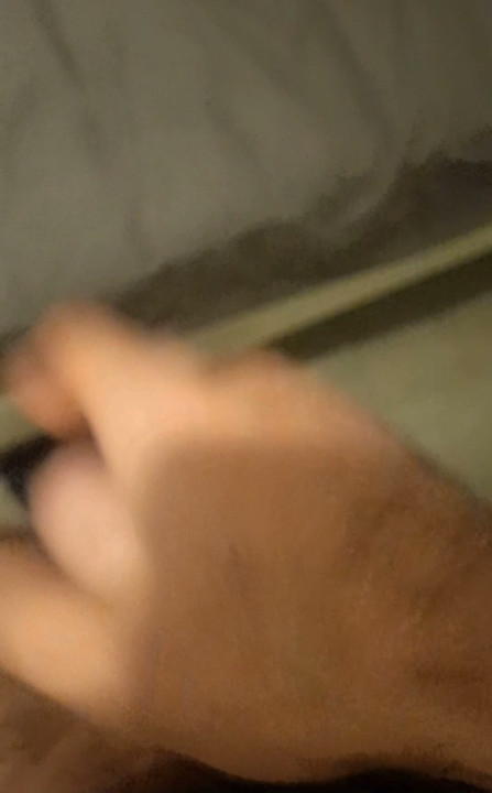 Pro casual cumshot