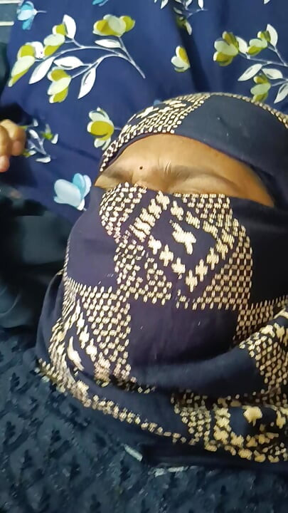 Beautiful hot indian girl pussy close up fucking
