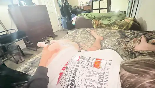 Раком с возбужденной шлюшкой-толстушкой в любительском видео от первого лица