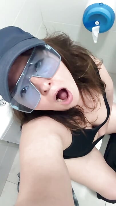 Solo girl public masturbation