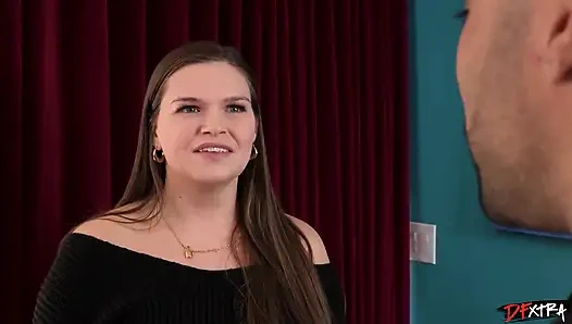 Dfxtra Erin Everhearts exhibitionisten-gangbang