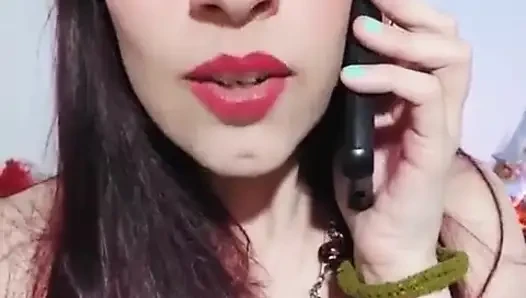 Shyyfxx heiße Influencer stripteases sin Bedste Ven Med En Lykkelig Schlampening