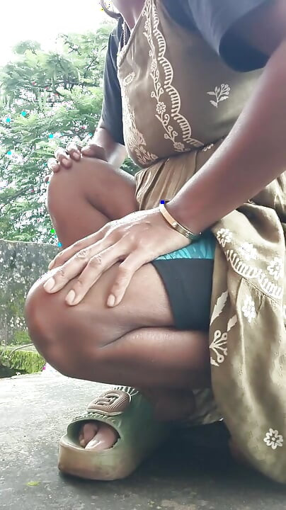 Anjali Bhabhi Ki Sex Video  Pussy Show In  House