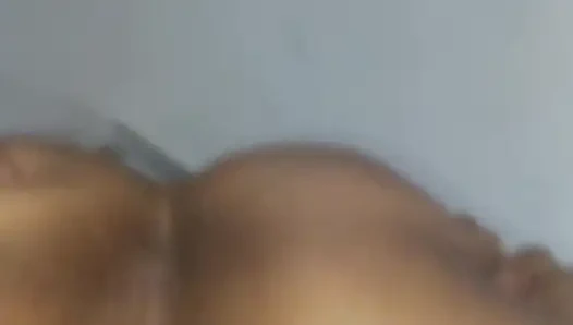 Vanessinha Menjadi Madu Dengan Air Mani Setelah Duduk Di Atasku Di Sofa