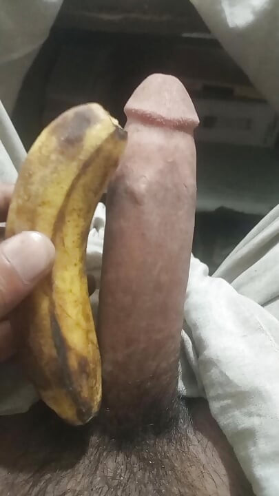 Min aur mera land bahat masti min hai agar kasi ko sex ki khwahish hai to mere saath male aur female raabtah kar kar ho