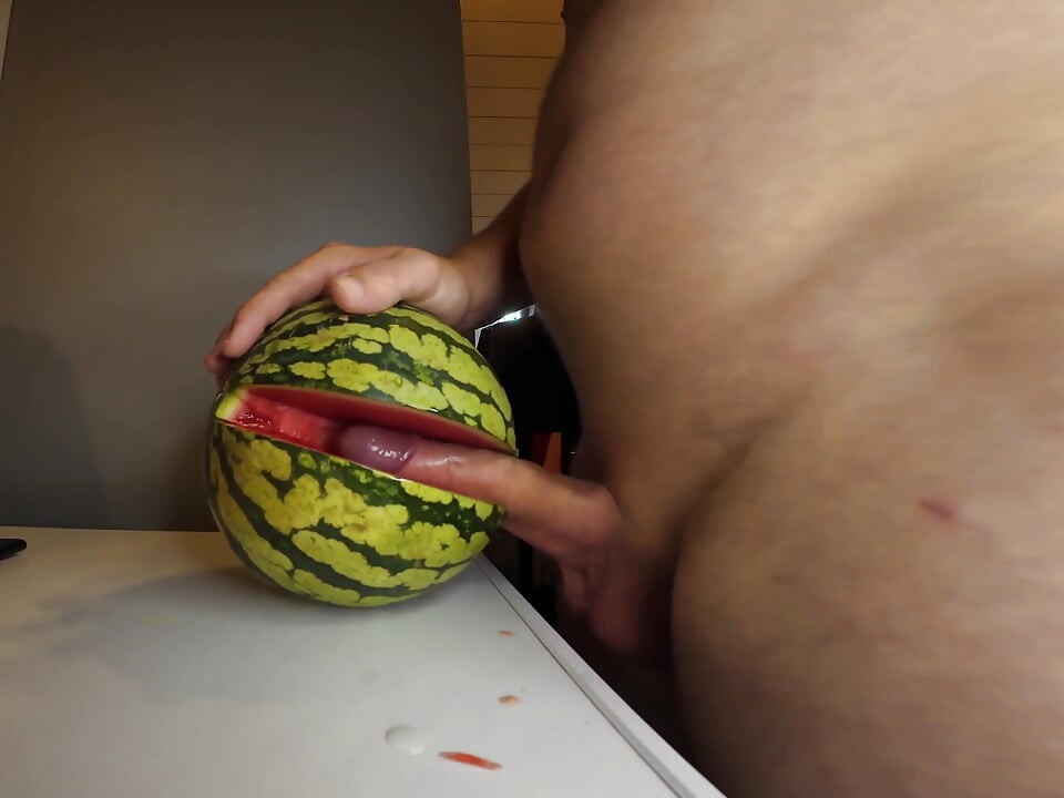 My Way of Beeing a Vegan. Fucking a Watermelon
