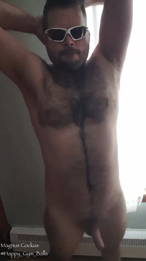 Do you like to look at my nude body?