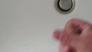 Abspritzen im Badezimmer
