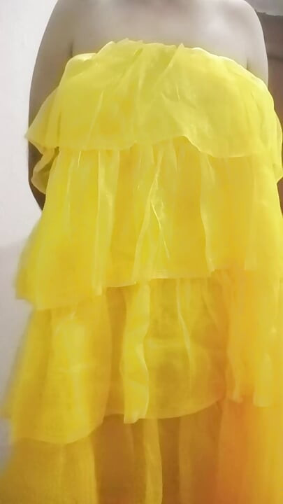 Indian Gay Crossdresser Gaurisissy xxx sex in yellow Lehenga