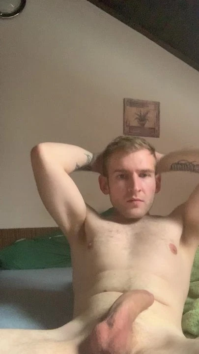 He shaked for you his huge penis