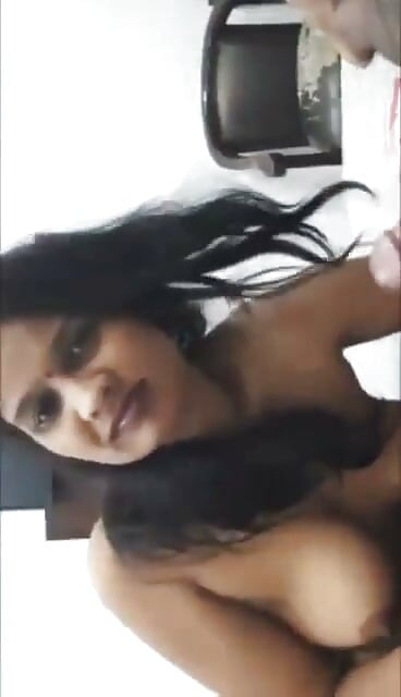 Istri Desi yang Sudah Menikah Selingkuh dengan Mantan Pacar Suaminya di Rumah