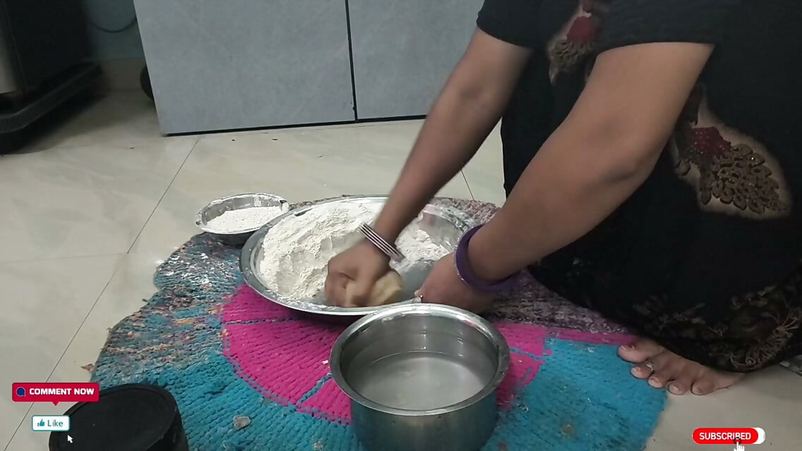 Tight Pussy Indian Stepmom Rough fucked by Horny Boy Viral Video