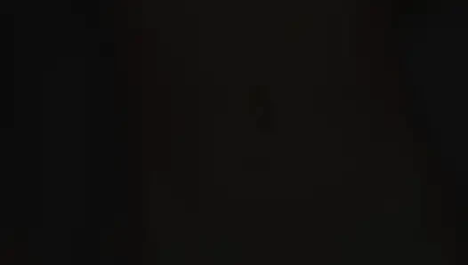 Aku lagi asik mainin memekku di kamar mandi