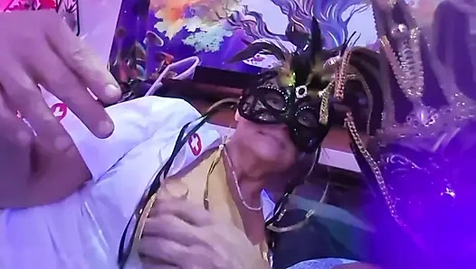 Кто еще любит развлекаться вместе.......