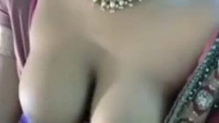 Chennai sexy aunty – married and curvy