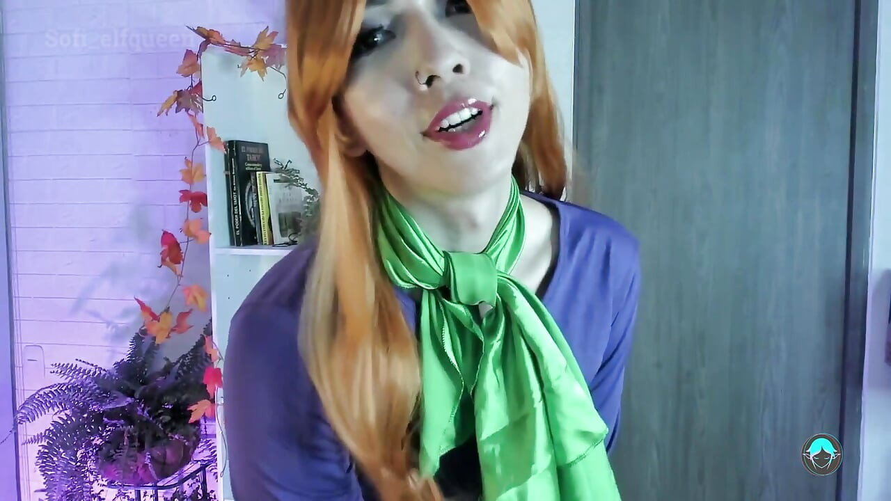 Compilation Daphne Cosplay Burp, Giant and Footoob Fetish