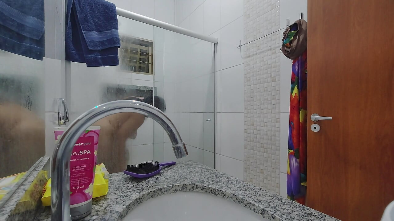 Camera on Hot Stepcousin in the Shower - I Can't Wait to Fuck Her