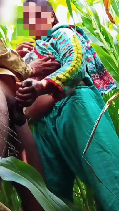 Hot Threesome hard fucking in outdoor | Clip 2