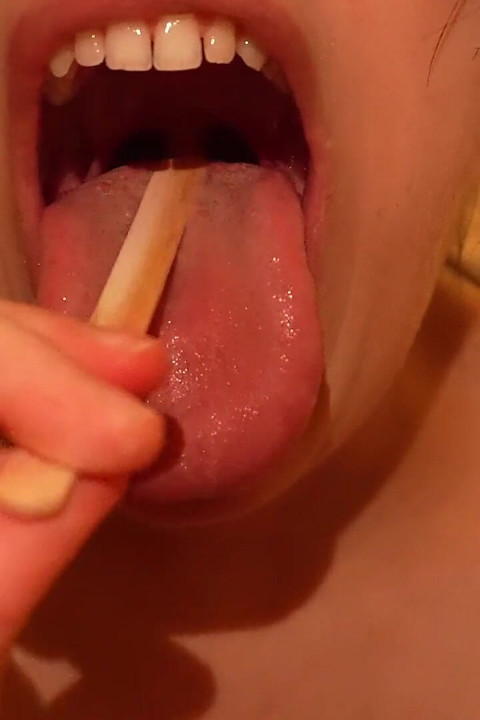 Tonton aku mengubah es krim menjadi demonstrasi nakal