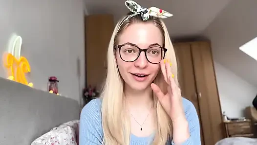 Aku menguras spermanya dari $5329 dan tas baru! (Findom Story)